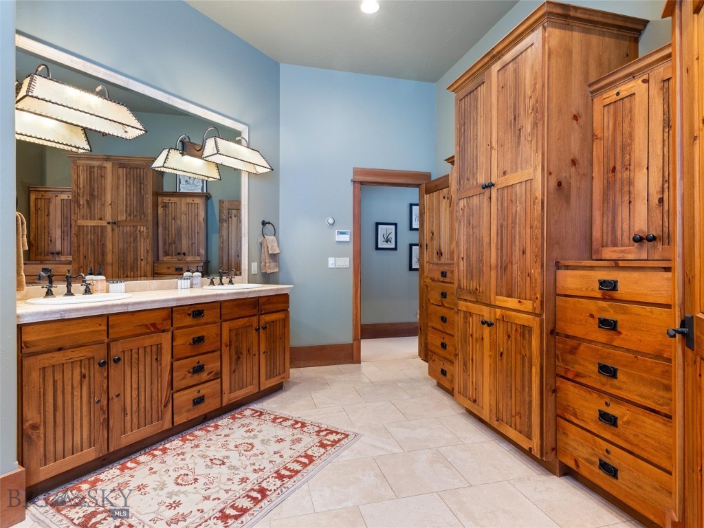 Big Sky, Montana 59716, United States, 5 Bedrooms Bedrooms, ,5 BathroomsBathrooms,Residential,Contingent,26422