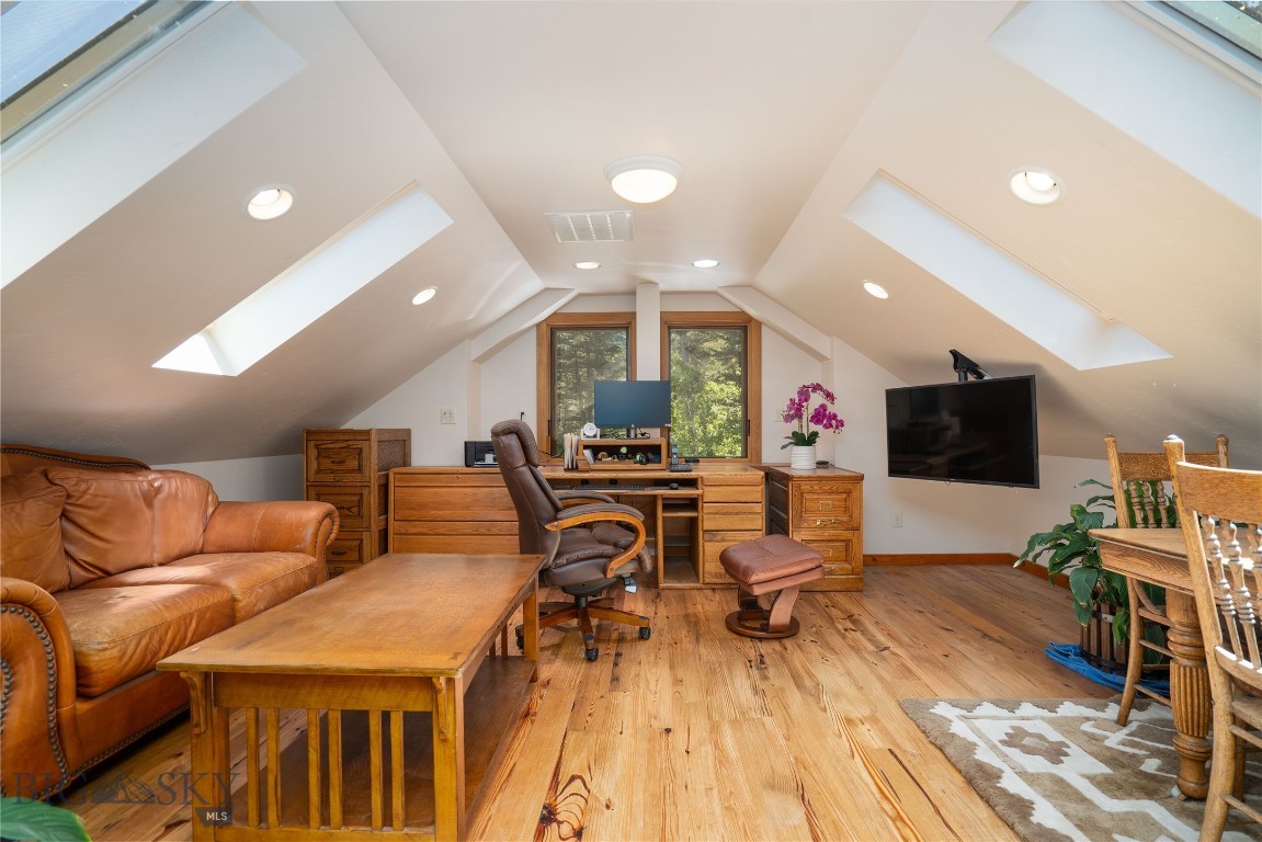 Eagle Rock Reserve - Residential