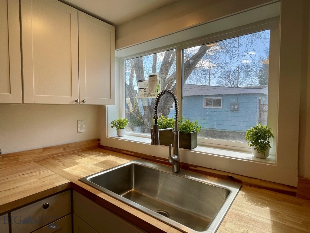 Whitehall Original Plat - Commercial Sale