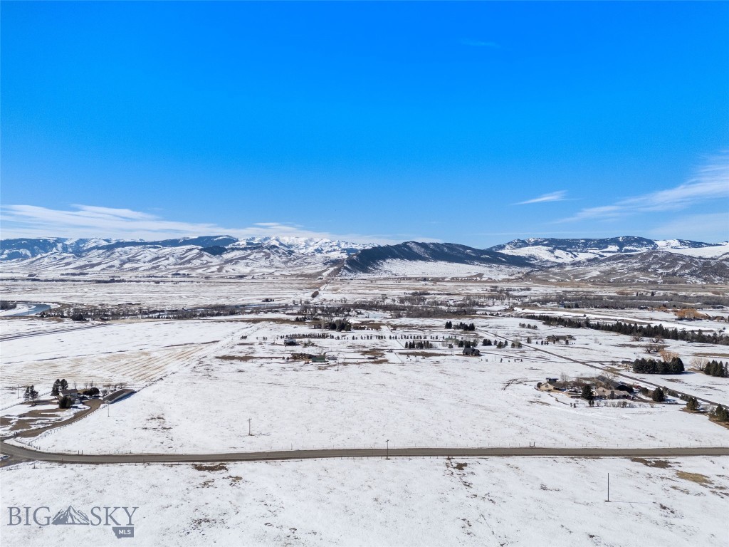 Mt Deland Estates - Land