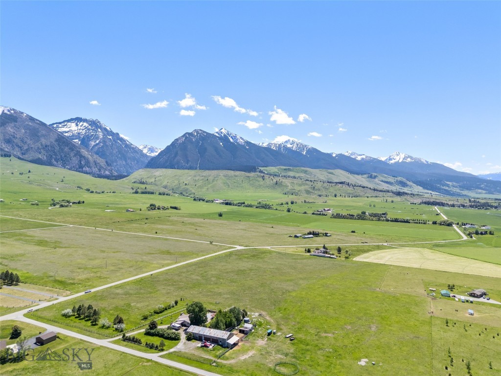 Mt Deland Estates - Land