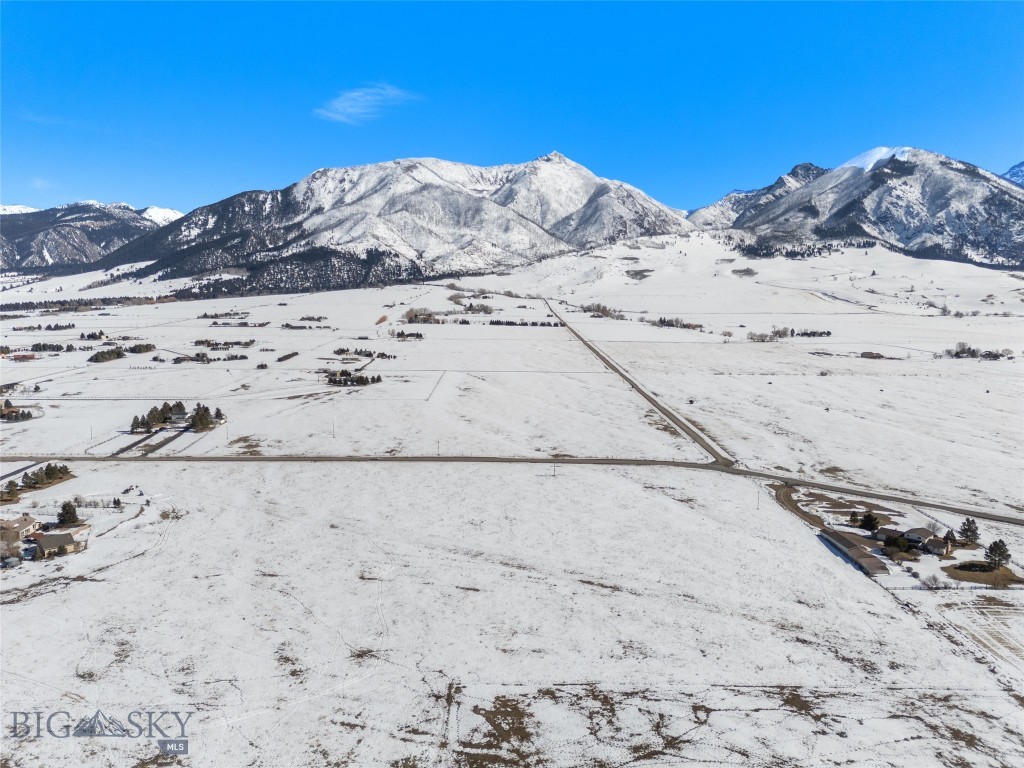 Mt Deland Estates - Land