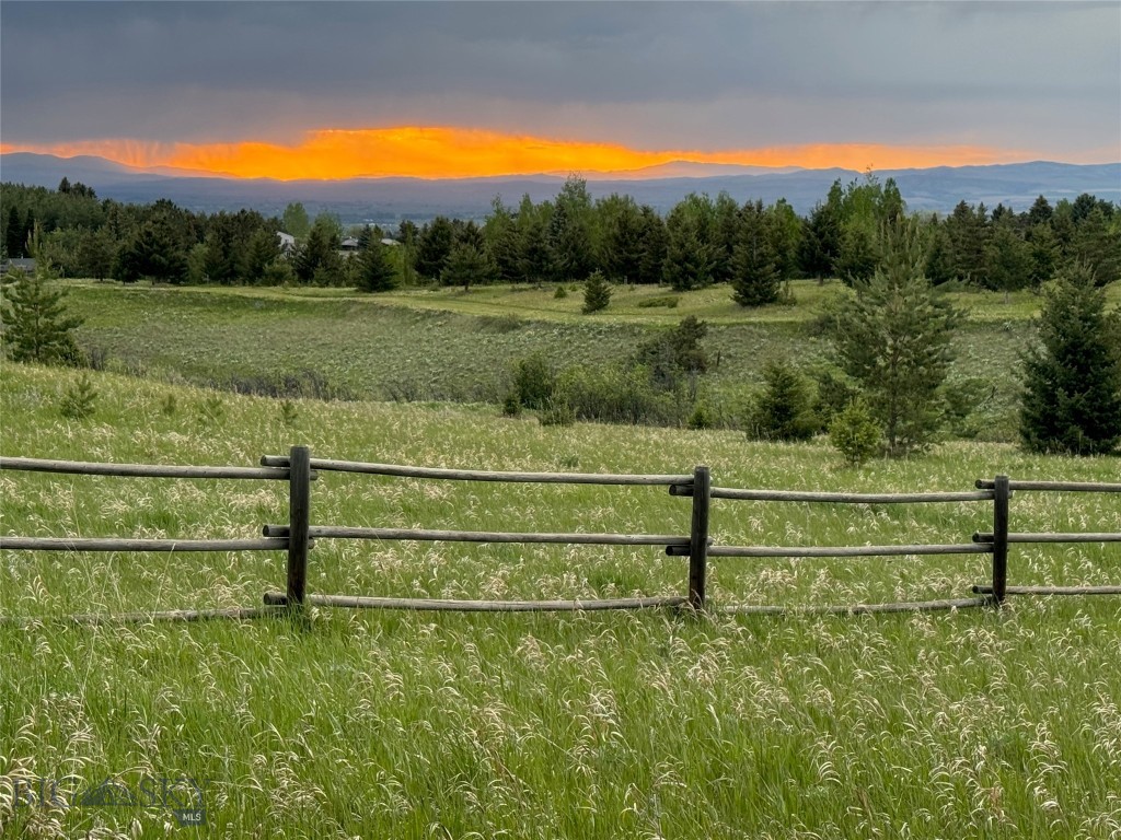 Grandview Heights - Land