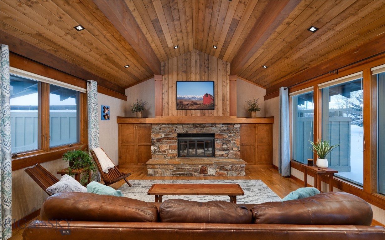 Westridge M Condo - Residential