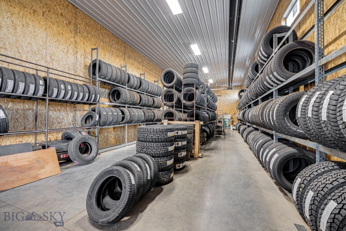 Bozeman, Montana 59715, United States, ,Commercial,Pending,65894