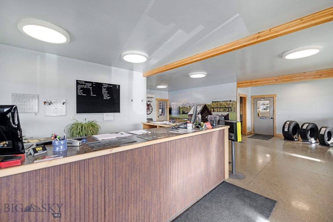 Bozeman, Montana 59715, United States, ,Commercial,Pending,65894