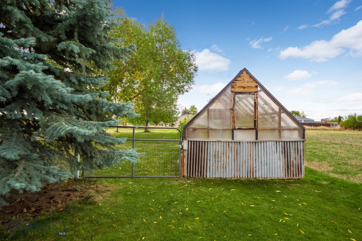 Summit - Residential