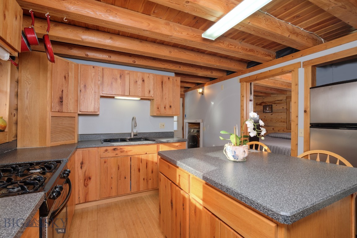 Dudley Creek - Residential