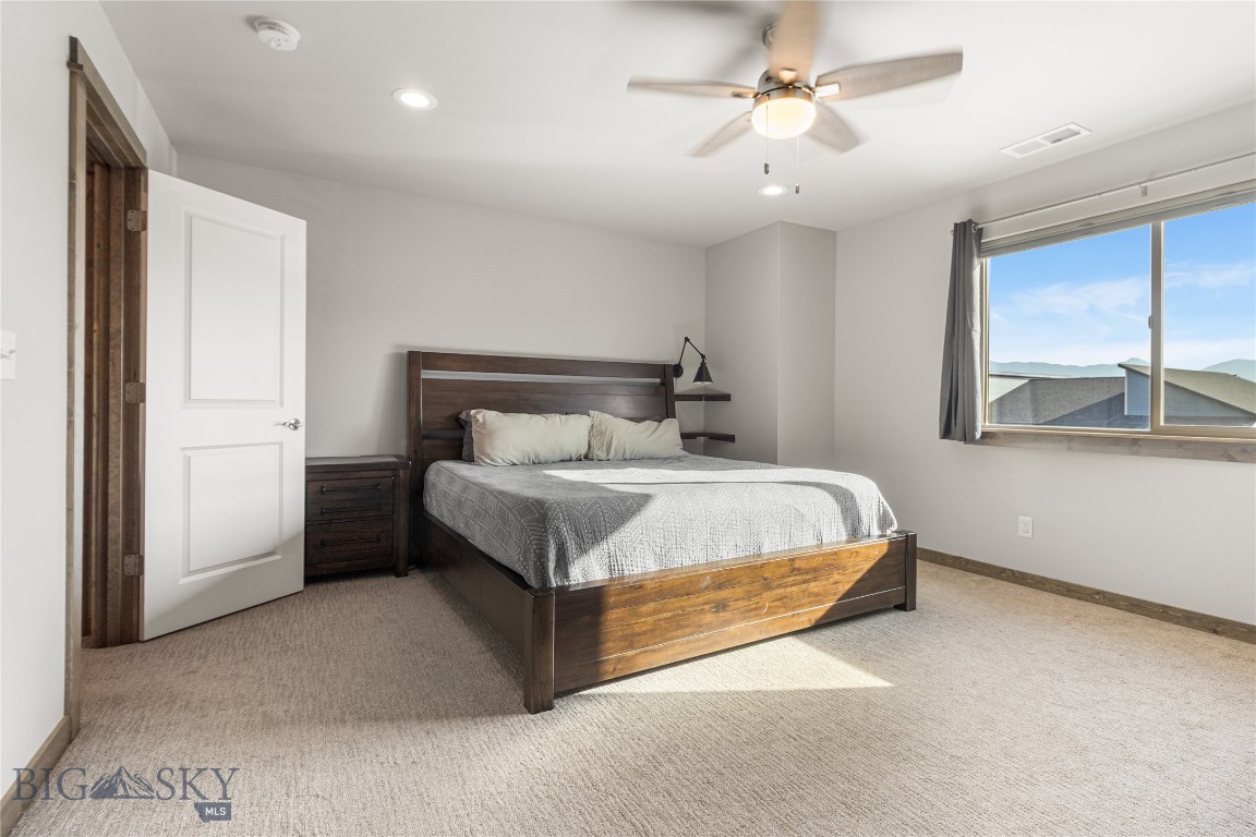 Cloverleaf Meadows - Residential