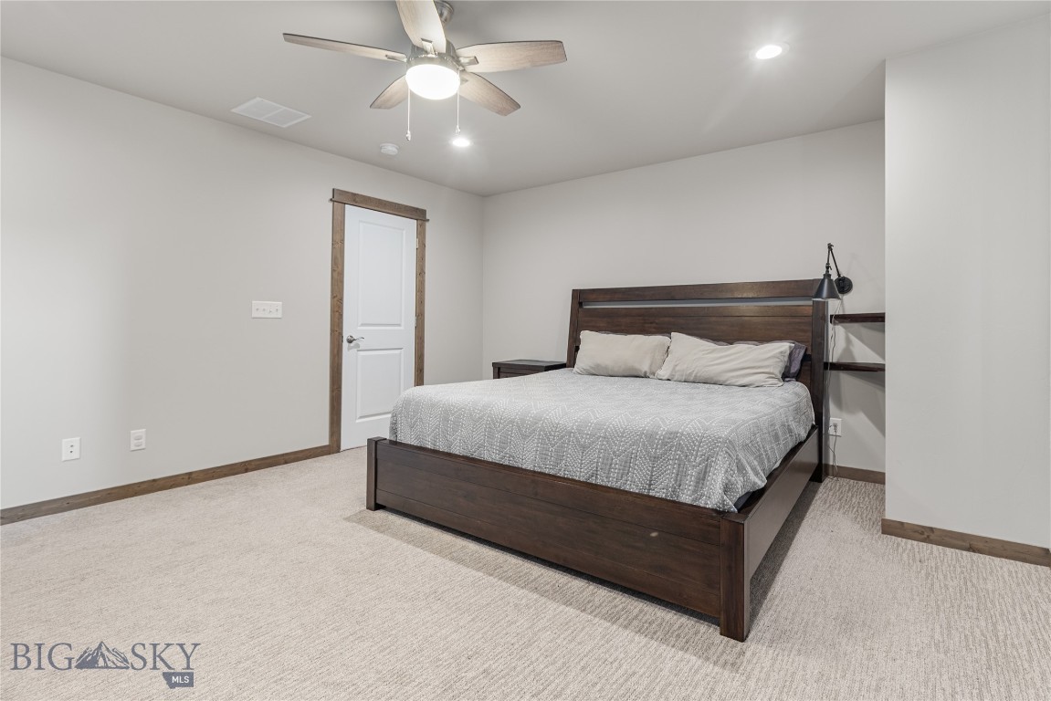 Cloverleaf Meadows - Residential