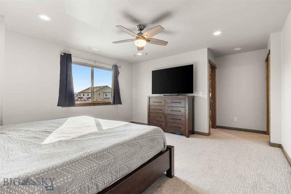Cloverleaf Meadows - Residential
