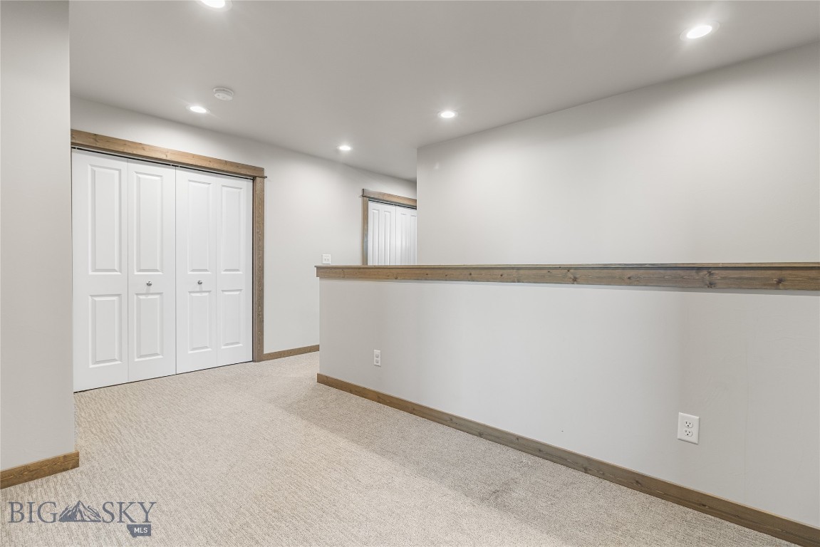 Cloverleaf Meadows - Residential