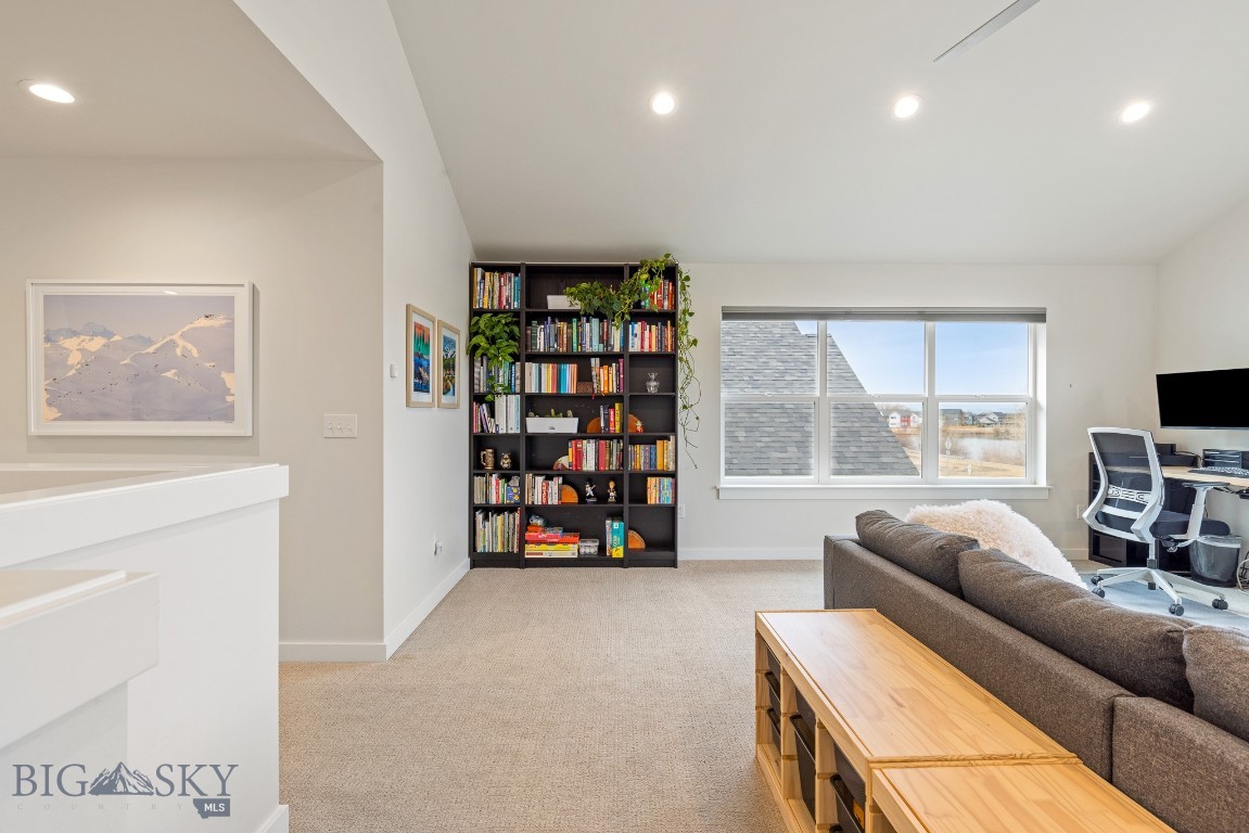 The Lakes at Valley West - Residential