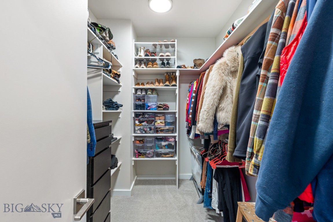 The Lakes at Valley West - Residential