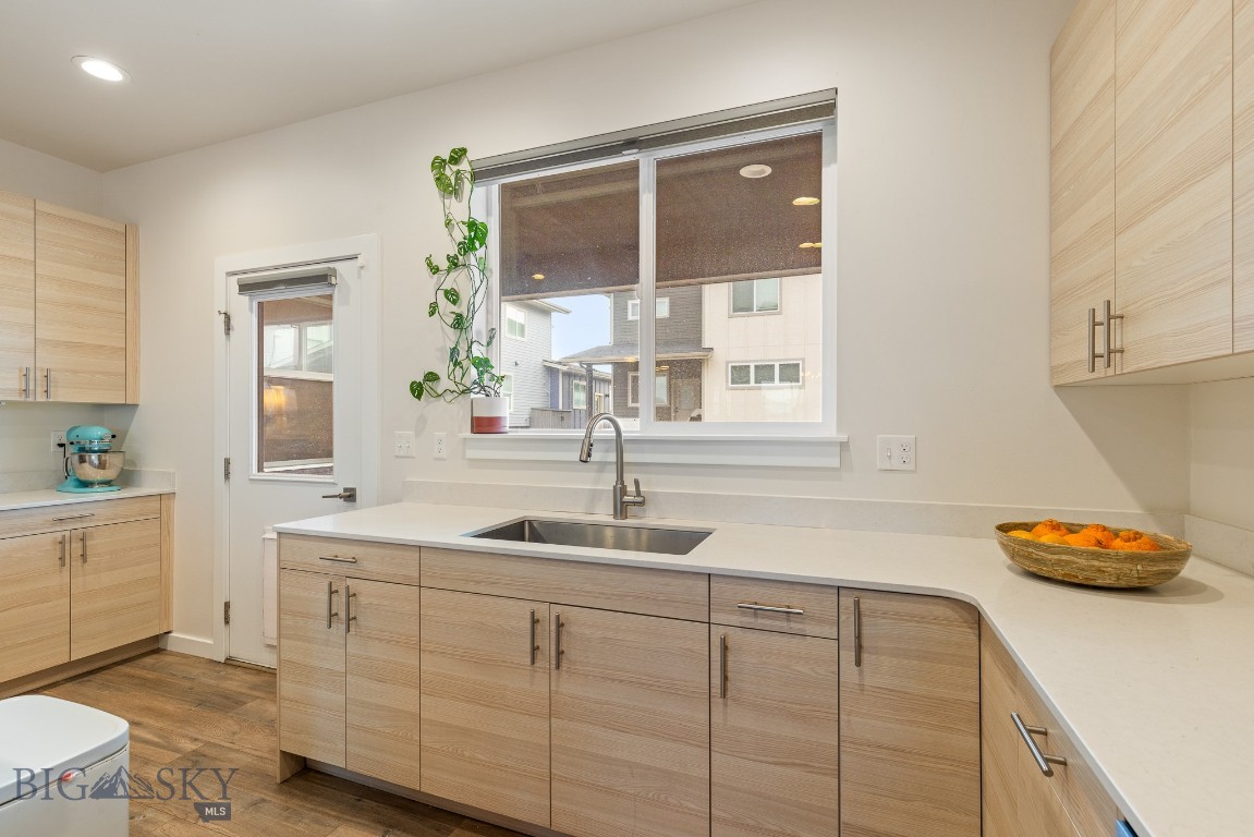 The Lakes at Valley West - Residential