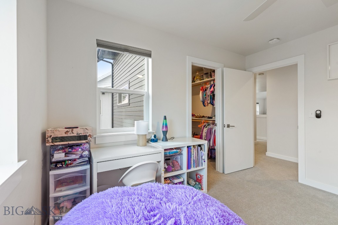 The Lakes at Valley West - Residential