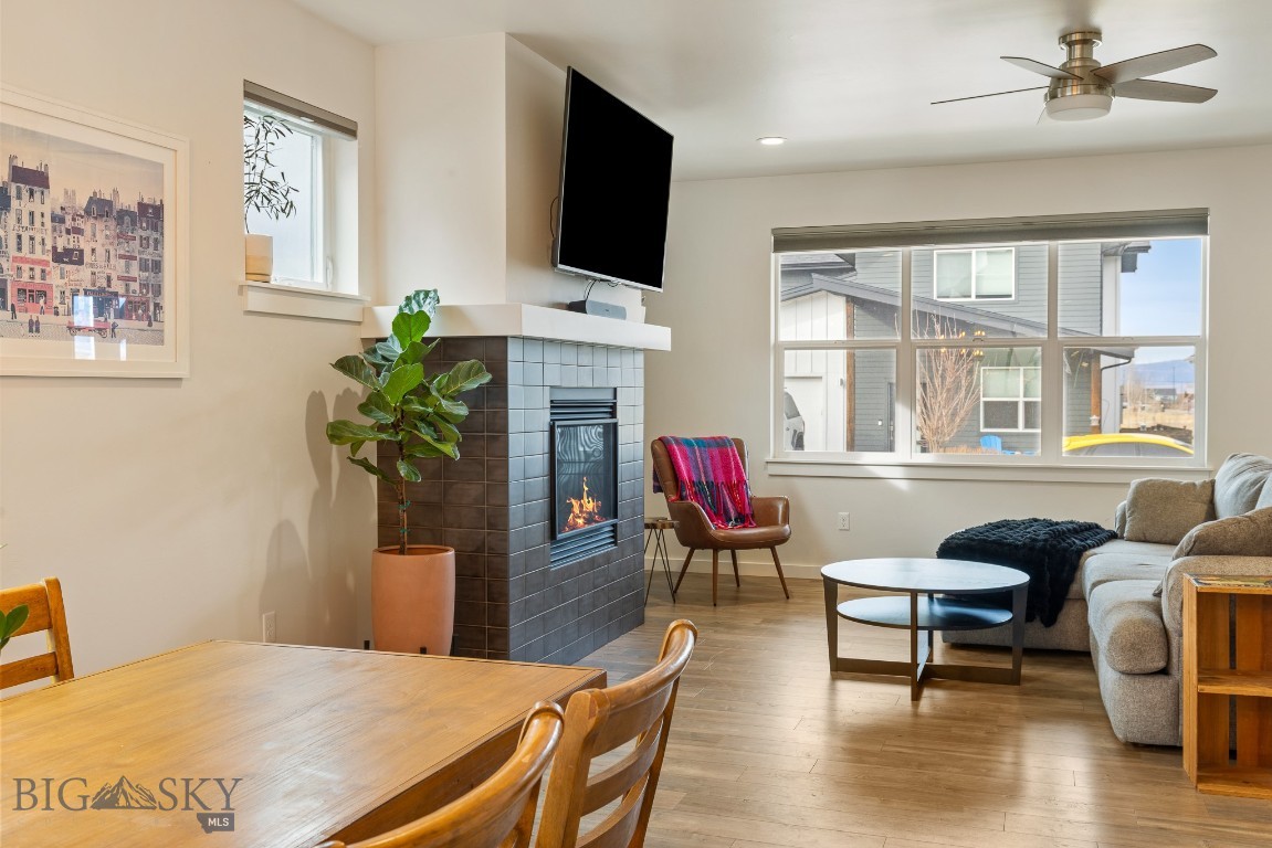 The Lakes at Valley West - Residential