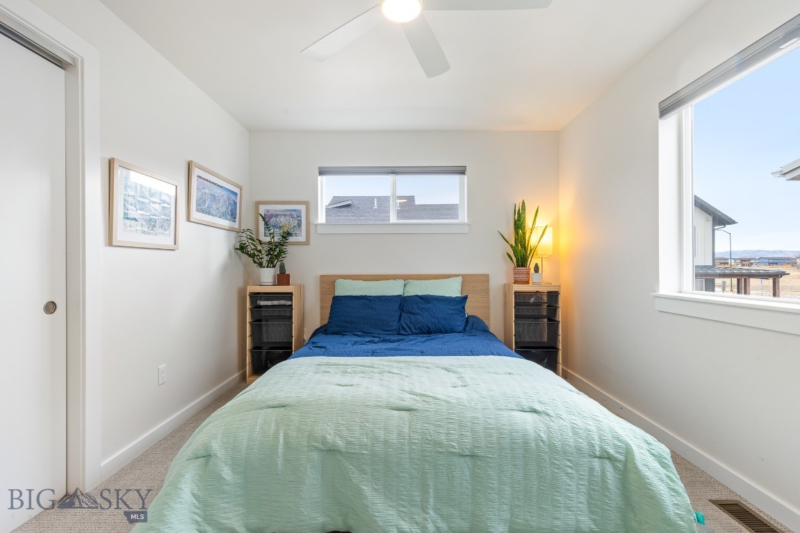 The Lakes at Valley West - Residential