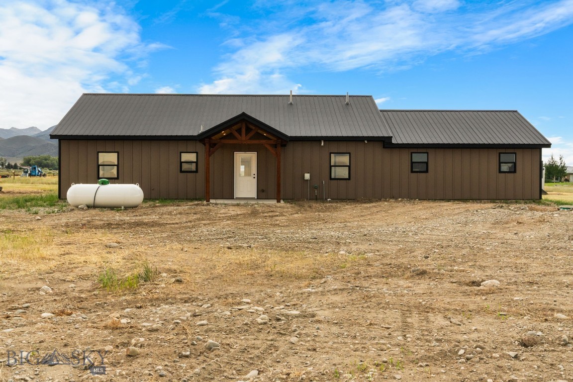 Ruby Rock - Residential