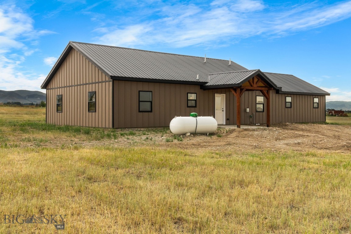 Ruby Rock - Residential