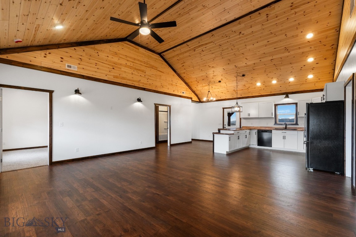 Ruby Rock - Residential