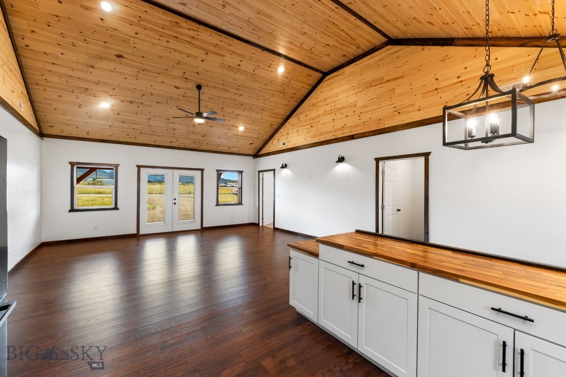 Ruby Rock - Residential