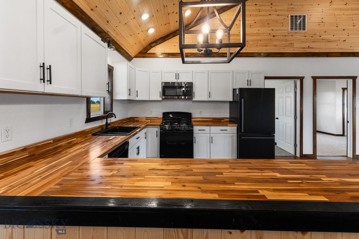 Ruby Rock - Residential