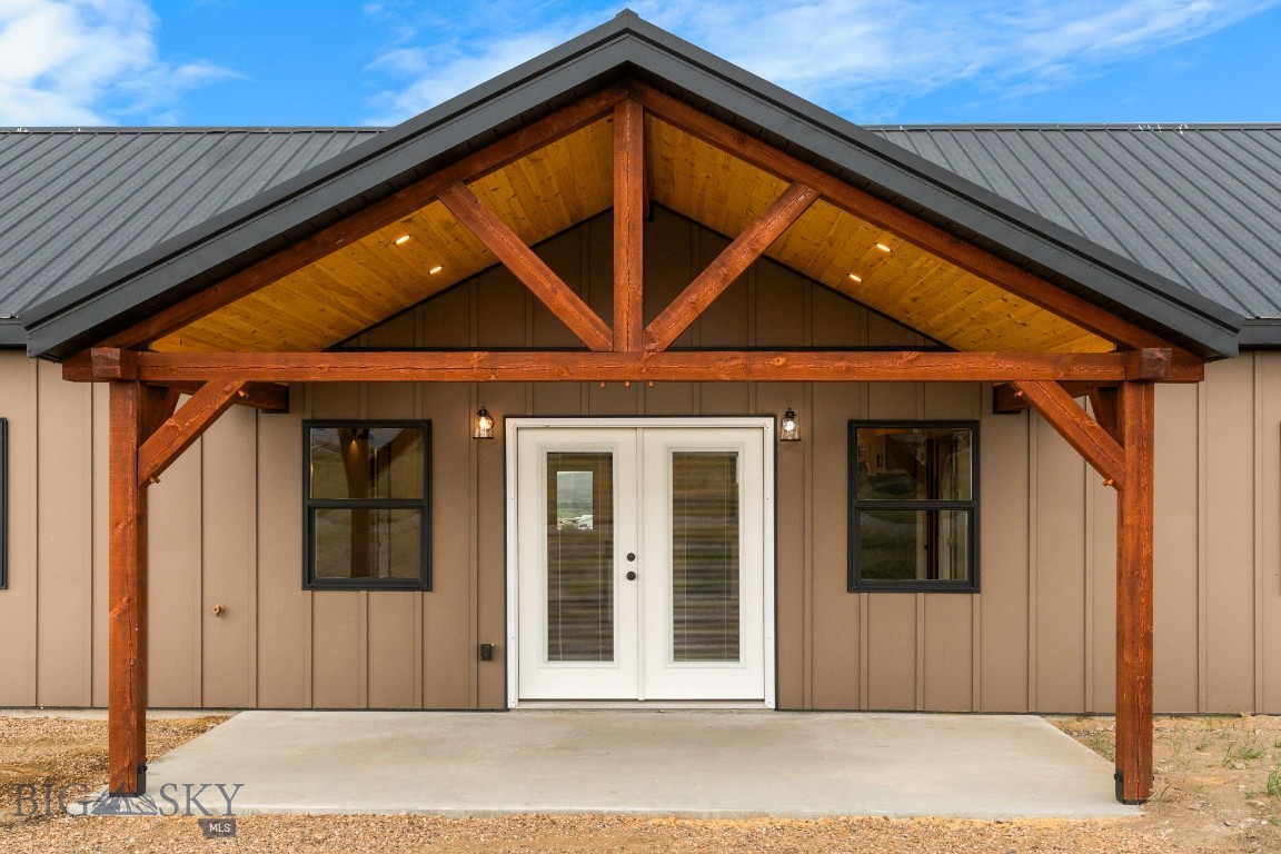 Ruby Rock - Residential