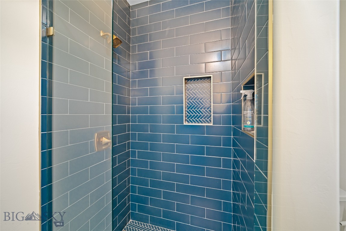 Valley West - Residential Income