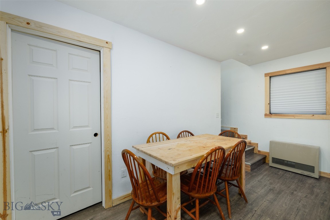 102 Travertine Street