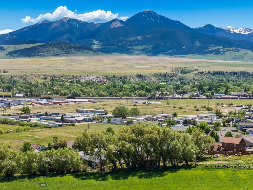 Mountain View Estates - Livingston - Residential