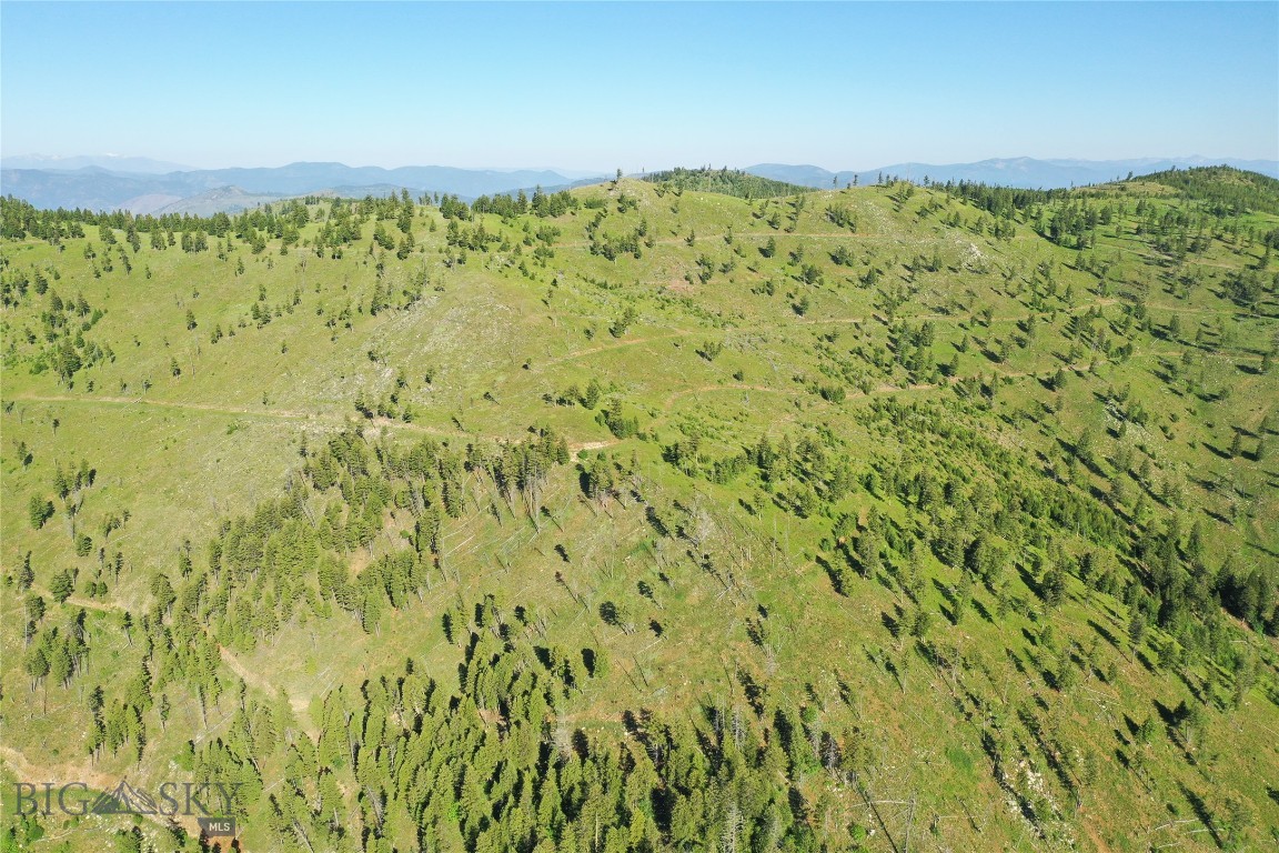 16 Garnet Range Tract
