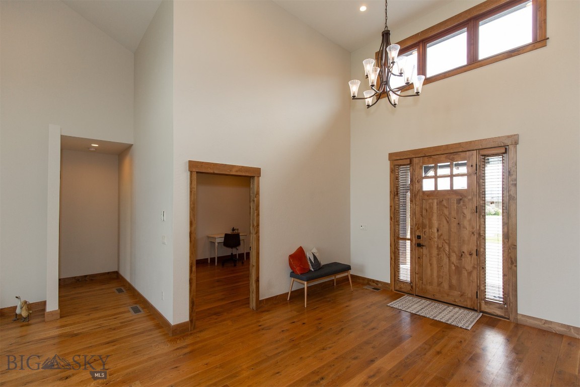 1089 Black Bull Trail