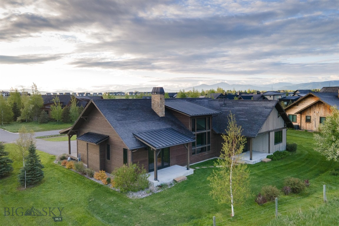 1089 Black Bull Trail