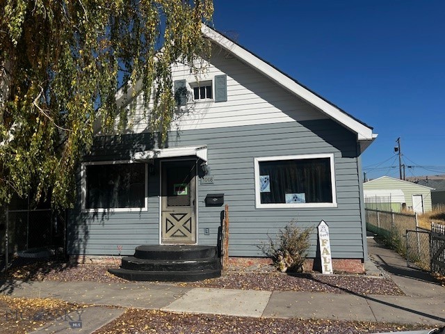 This eastside home has a lot of potentional. Rooms are large and the laundry is on the main floor. The living room/dining area is located at the front of the home with the 2 bedrooms in the back of the house. The kitchen, laundry and bathroom are in the middle. There is an enclosed room off the patio at the back of the house. The house is in the process of getting a new roof.