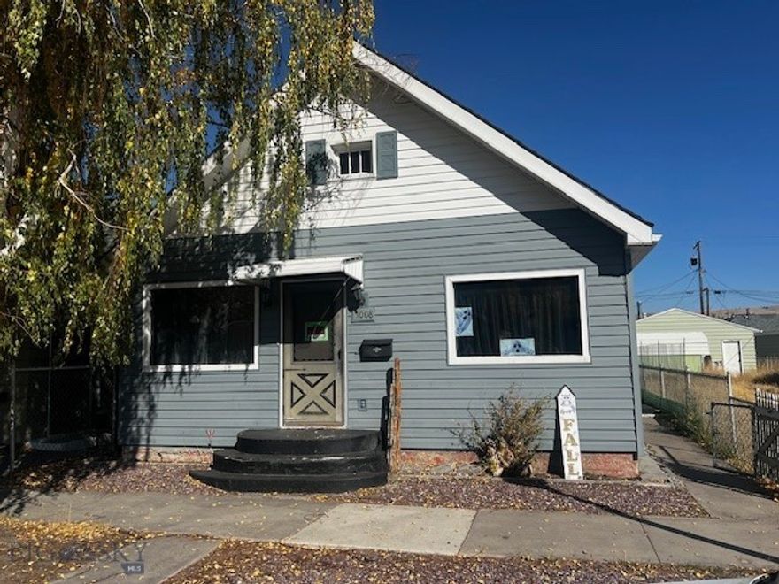 This eastside home has a lot of potentional.  Rooms are large and the laundry is on the main floor.  The living room/dining area is located at the front of the home with the 2 bedrooms in the back of the house.  The kitchen, laundry and bathroom are in the middle.  There is an enclosed room off the patio at the back of the house.  The house is in the process of getting a new roof.
