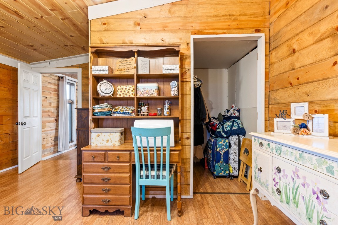 Ponderosa Pines - Residential