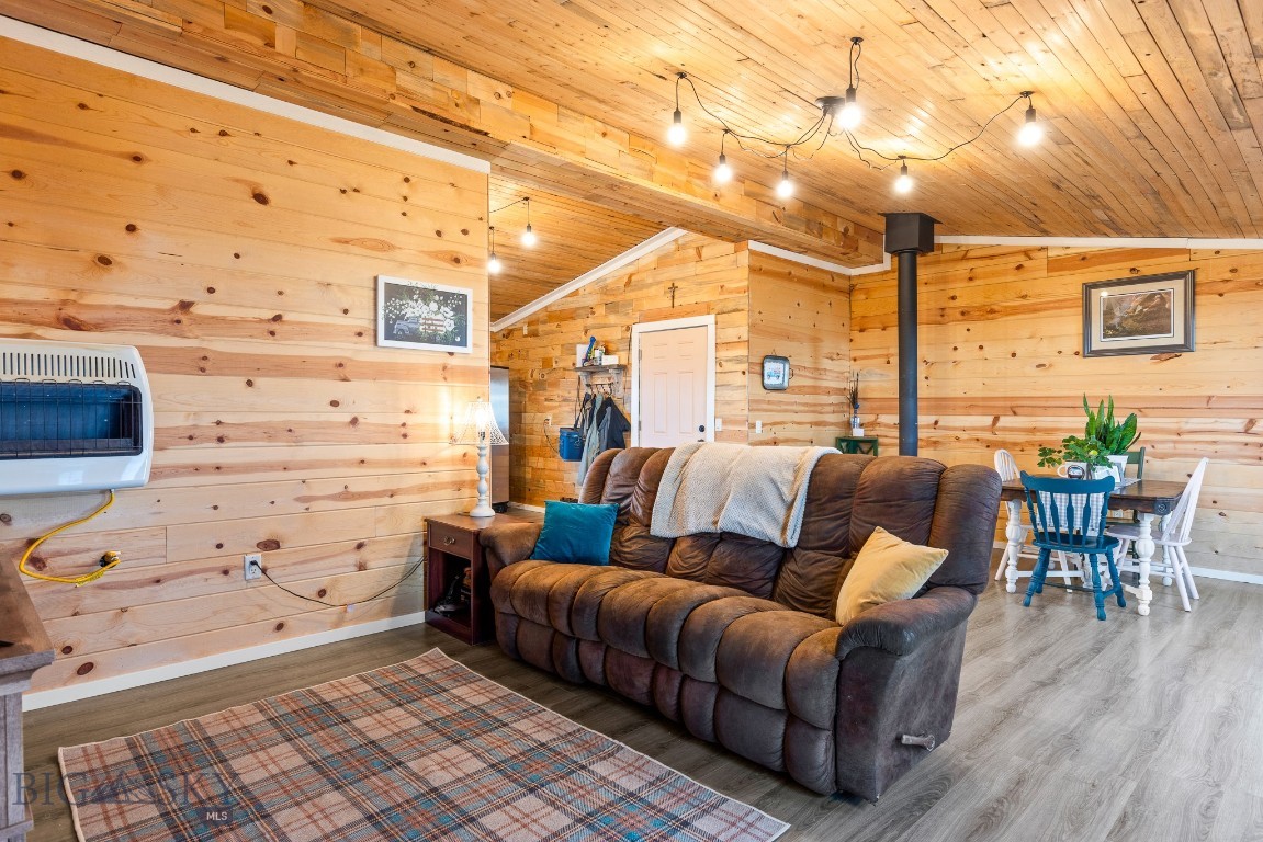 Ponderosa Pines - Residential