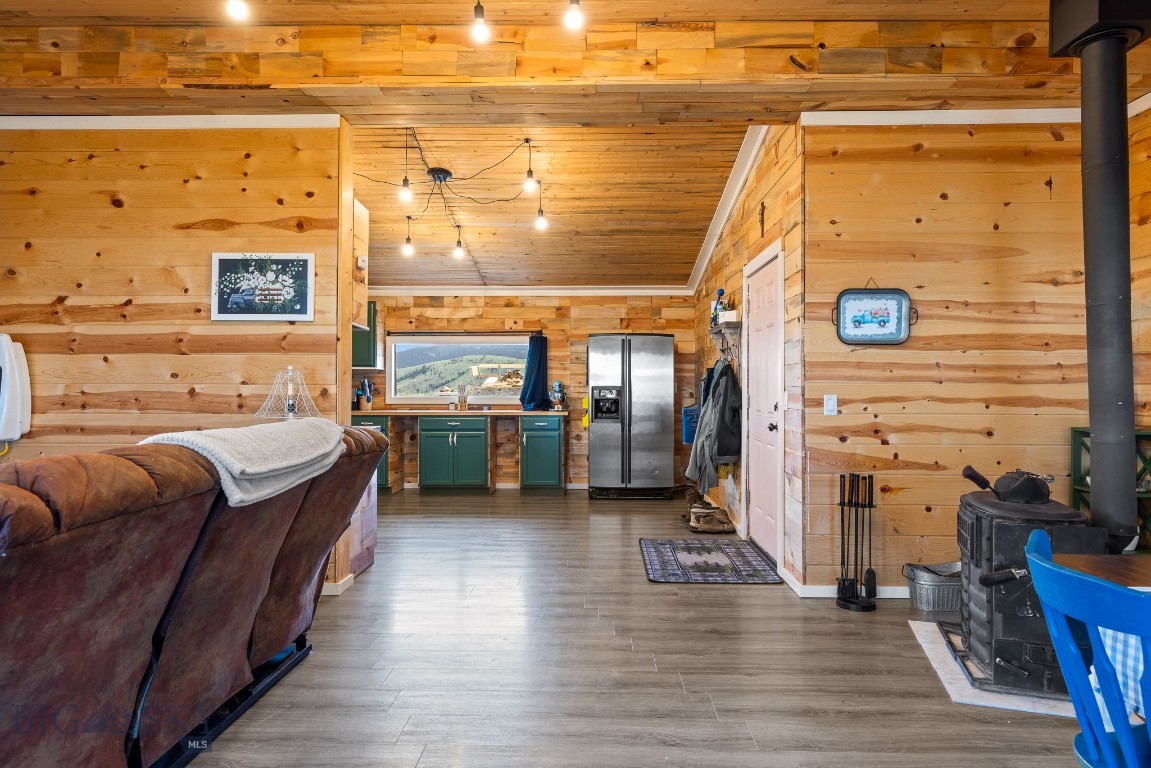 Ponderosa Pines - Residential