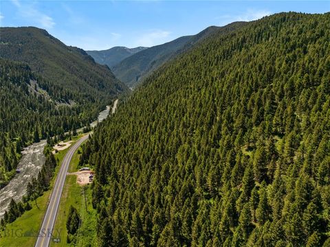 29 Old Hell Roaring Trail Gallatin Gateway MT 59730