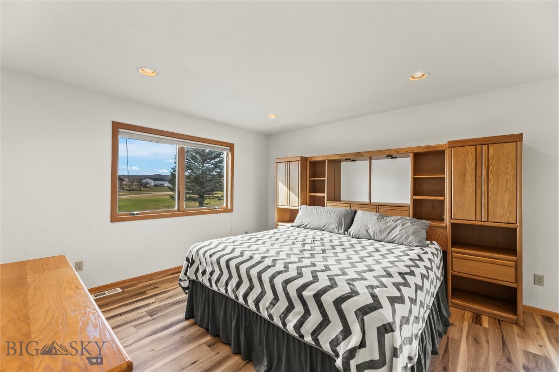 Troutdale - Residential