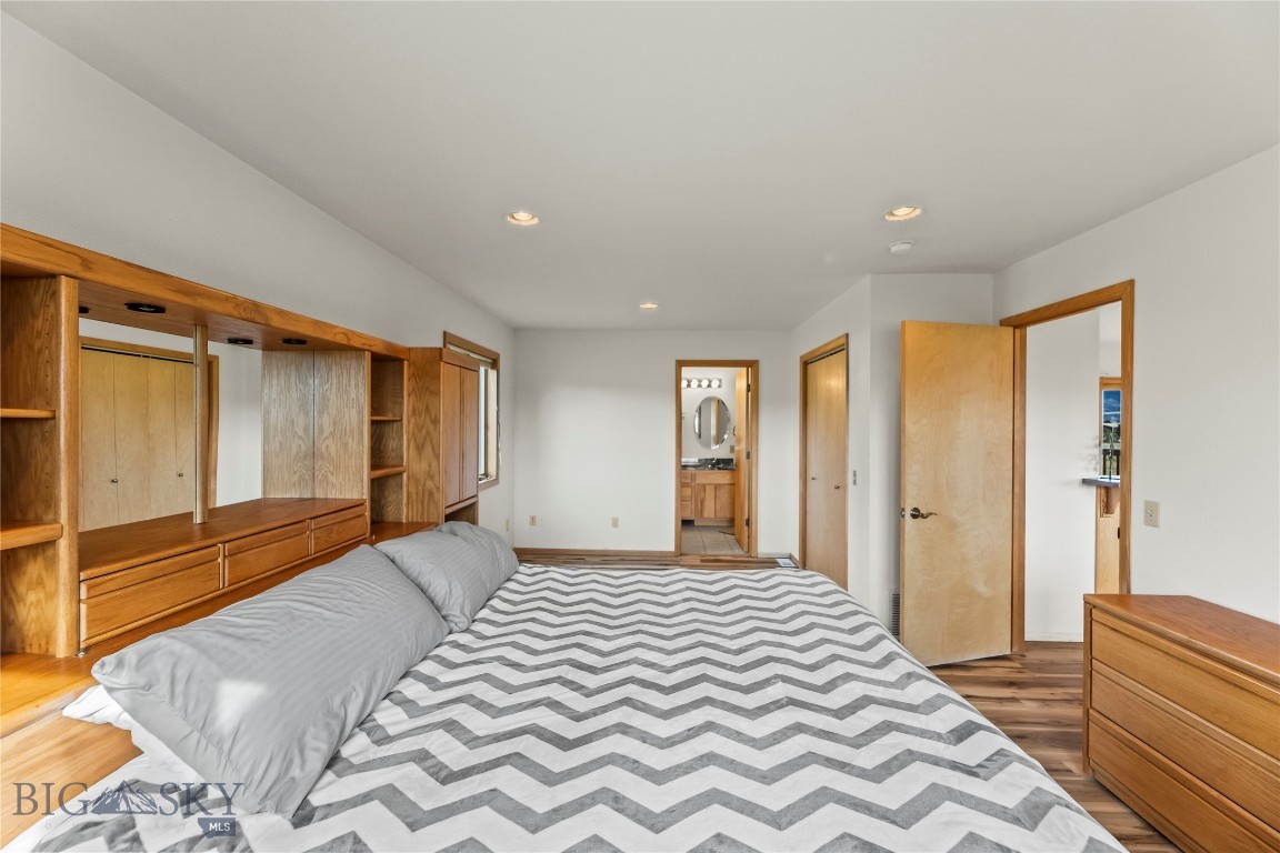 Troutdale - Residential