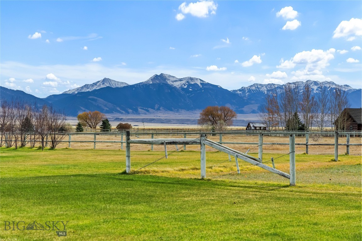 Troutdale - Residential