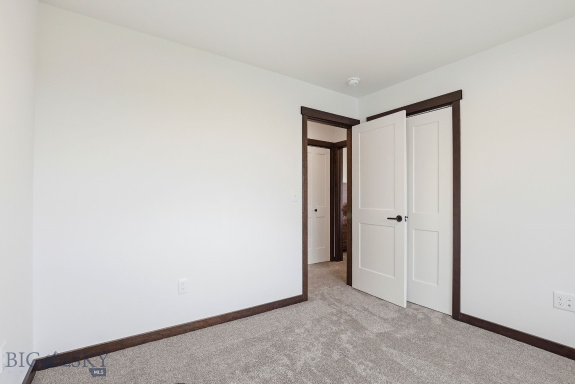 Cloverleaf Meadows - Residential