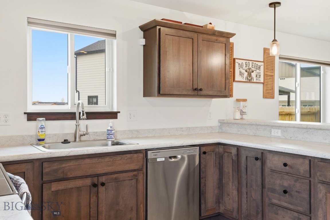 Cloverleaf Meadows - Residential