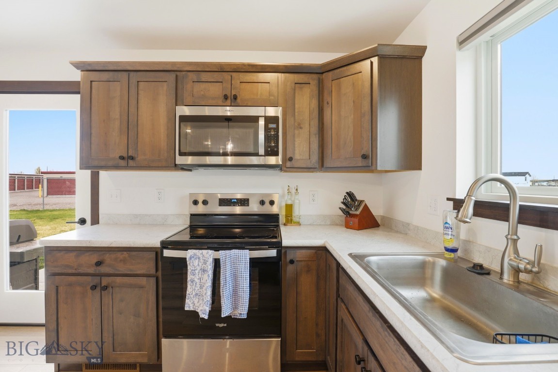 Cloverleaf Meadows - Residential