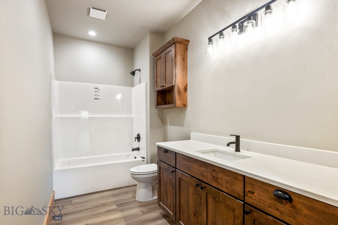 Pivot Point - Residential