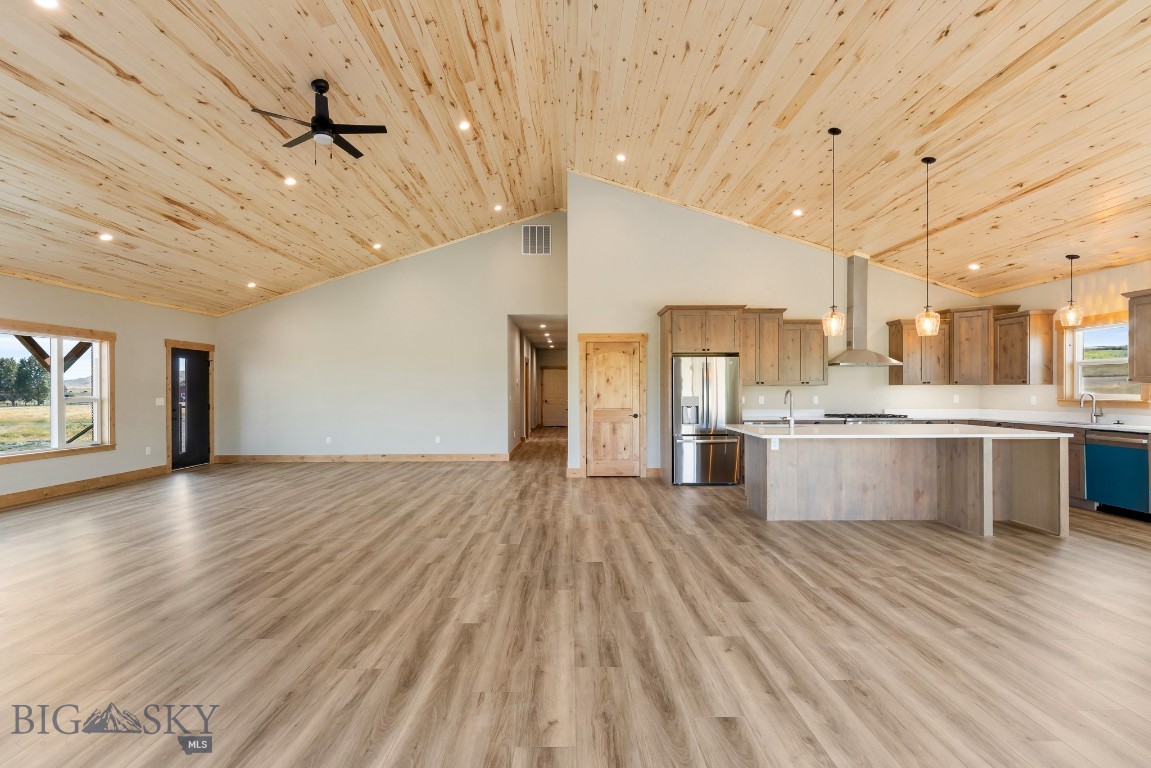 Pivot Point - Residential