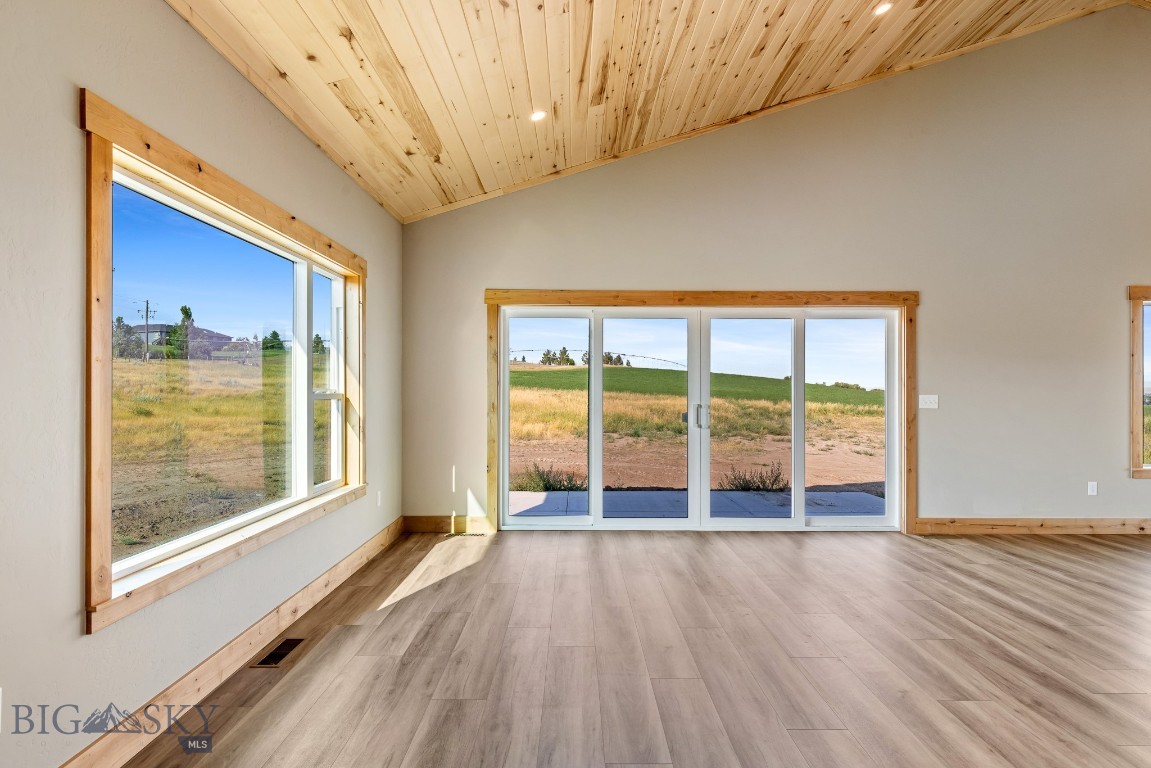 Pivot Point - Residential