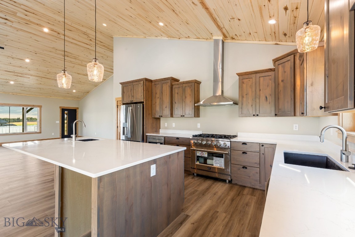 Pivot Point - Residential
